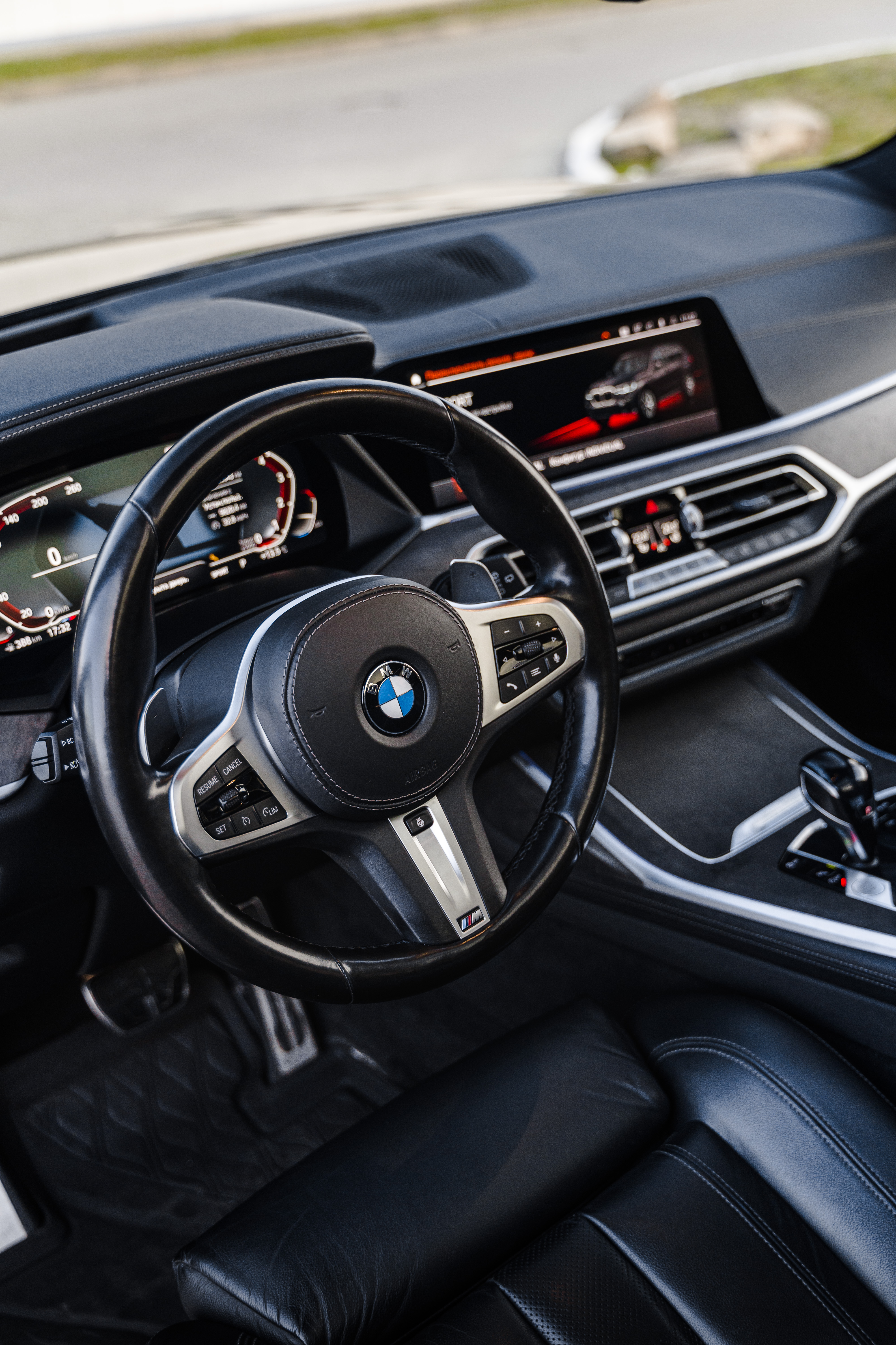 Аренда BMW X7 40i в Барнауле — фото 7