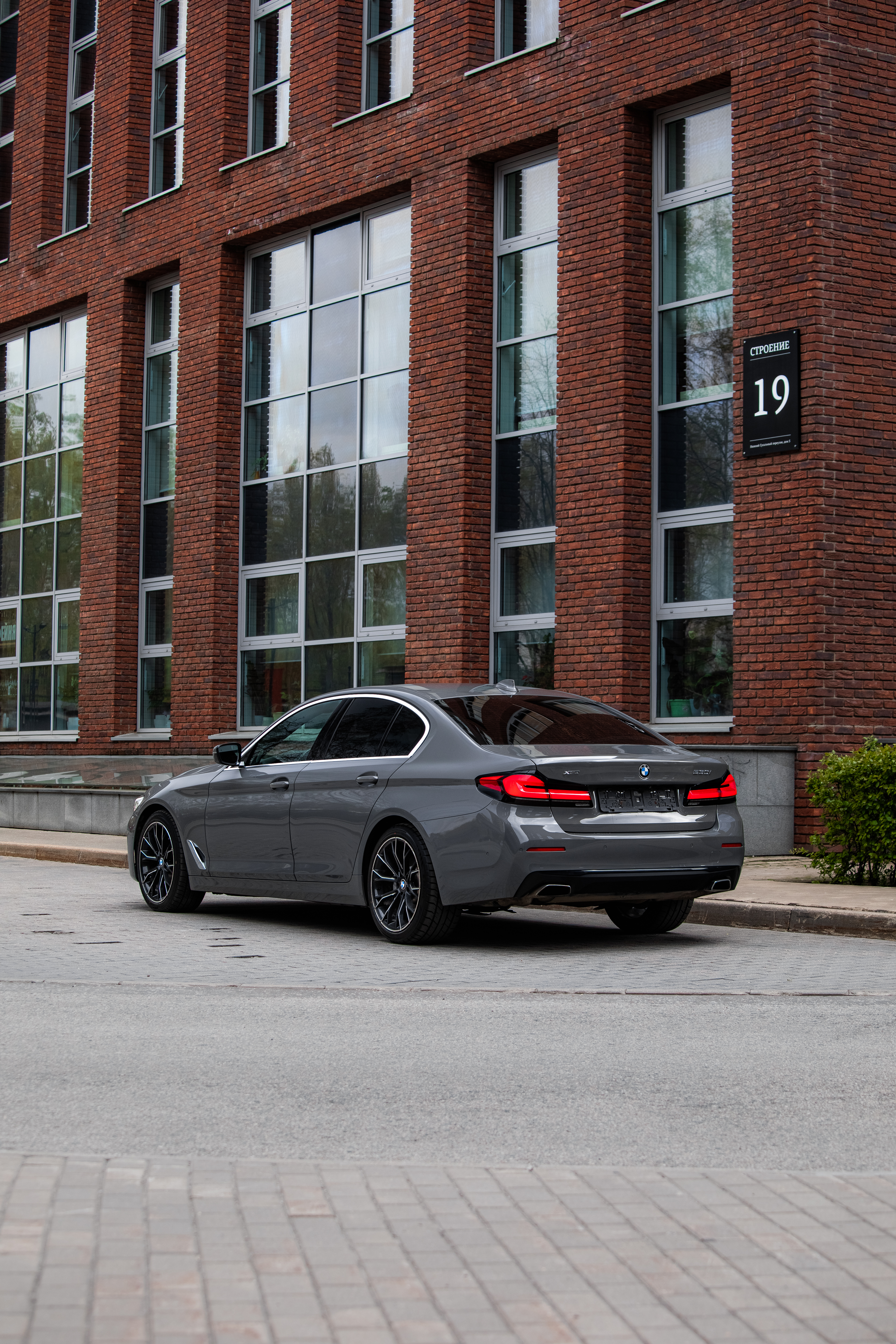 Аренда BMW 530i xDrive в Москве — фото 13